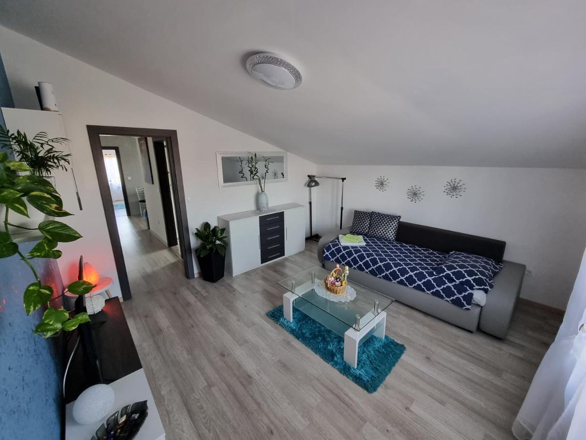 Apartment Pharos 잠브라티야 외부 사진